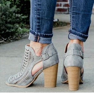 Shoes - CARLY perforated suede peeptoe ankle booties -GRAY Shoes - CARLY perforated suede peeptoe ankle booties -GRAY
